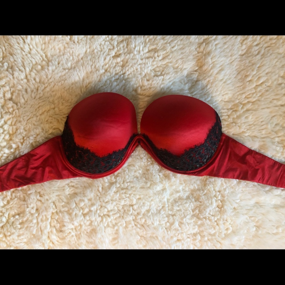 Victoria’s Secret Padded Red Strapless Bra